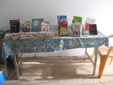 Bibliothèque de Malem Hodard, exposition des livres reçus